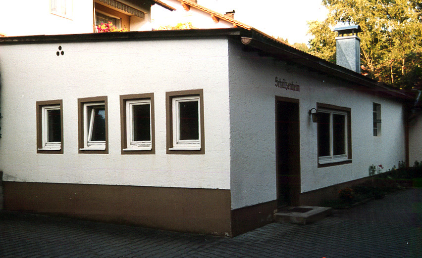 Altes Schützenheim hinter dem Gasthaus Sonne