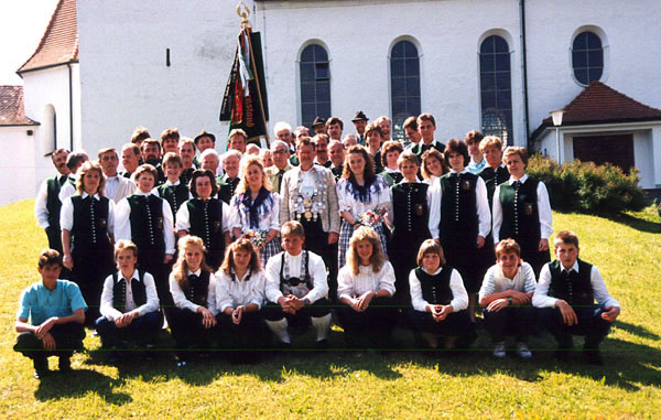 Mitglieder des Schützenvereins Haldenwang im Jubiläumsjahr 1988